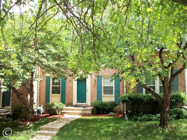 12924 LOCKLEVEN LN, Lake Ridge, Virginia Homes & Land - Real Estate