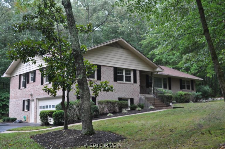 4901 OCCOQUAN CLUB DR, Woodbridge, Virginia Homes & Land - Real Estate