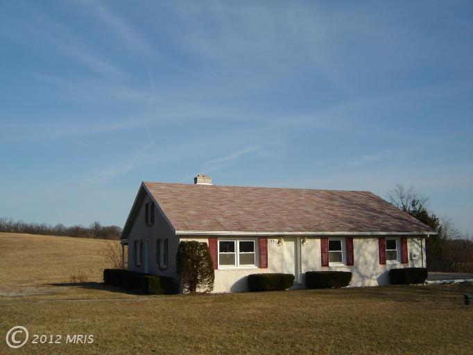12211 WALNUT POINT RD, Hagerstown, Maryland Homes & Land - Real Estate